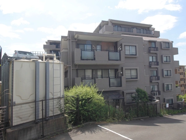 ビッグヴァンパークヒルズ小机