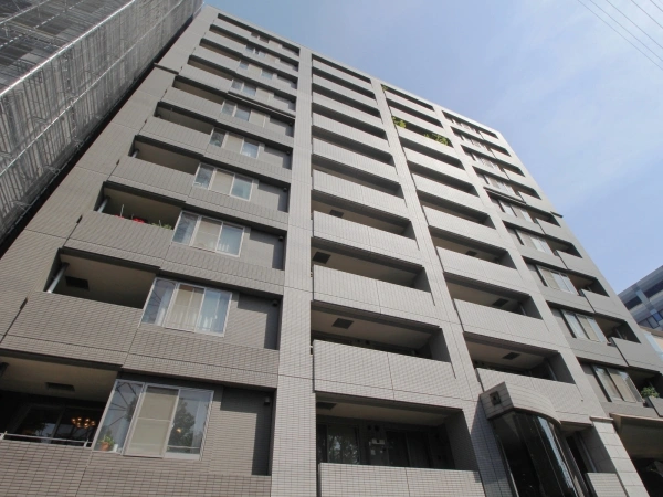菱和パレス新横浜駅前公園