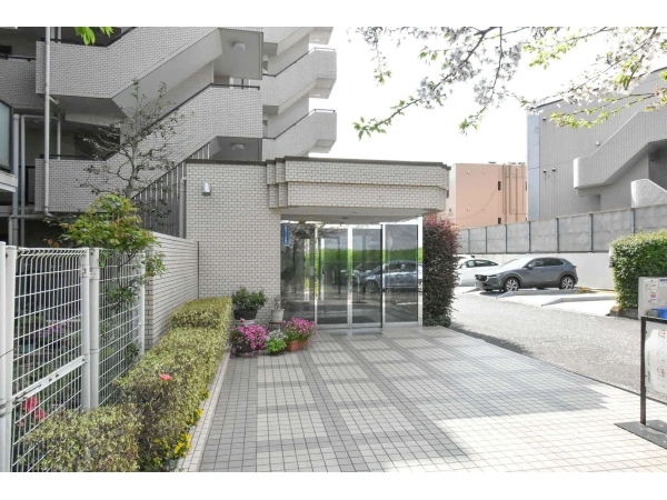ファミール登戸