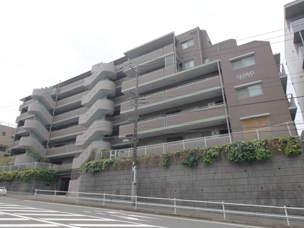 グローリオ長津田