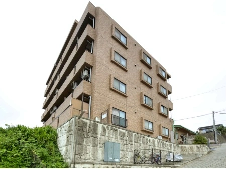 ニューパース上大岡ヒルズ壱・弐番館