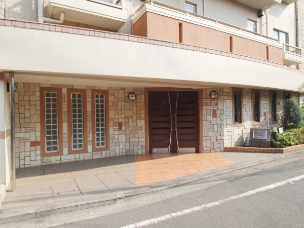 ネバーランド二俣川ガーデンテラス