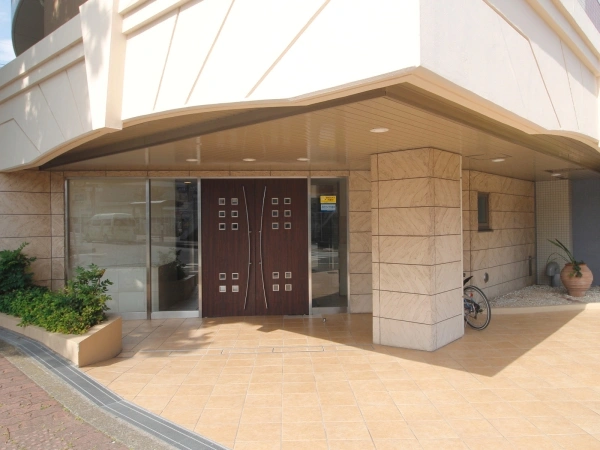 ライオンズグローベル相模大塚駅前