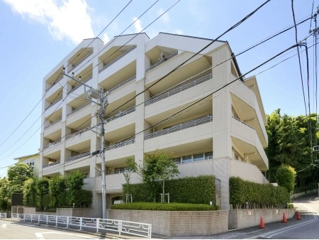 パストラルフォートあざみ野