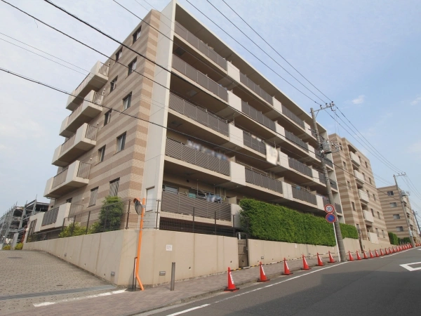 エルフィーノ横浜・市沢の丘