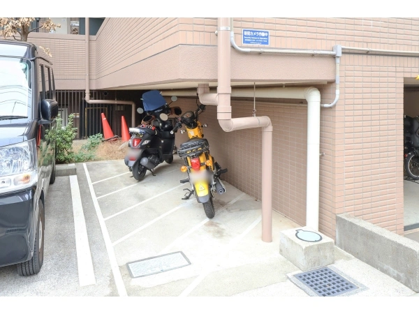 マイキャッスル宮崎台イーストコート 敷地内