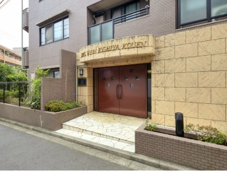 ビッグヴァン岸谷公園ロイヤルステージ