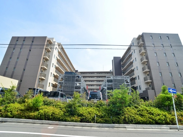 マークウィング川崎