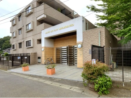 マノンビッグヴァン南舞岡パークステージ