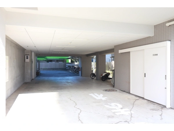 ローヤルシティ上尾仲町 敷地内