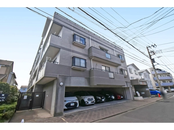小田急コアロード相模台