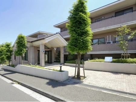 ライフヒルズ北山田