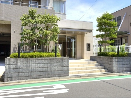 ライフレビュー大倉山ウエスト