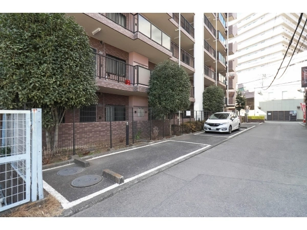 グランパーク上尾 敷地内