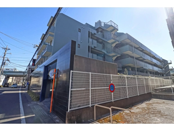 アーベインエス朝霞三原