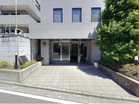リーベスト上大岡