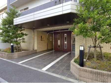 リステージ綱島ラグシス
