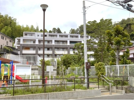リステージ本郷台デュアルマークス