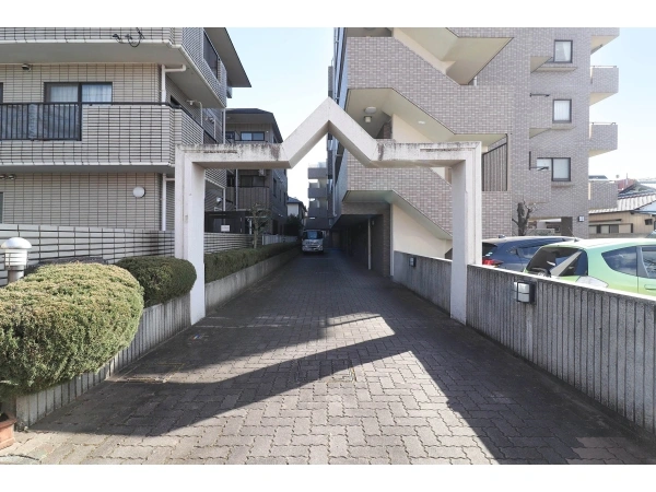 ロイヤルシャトー大和