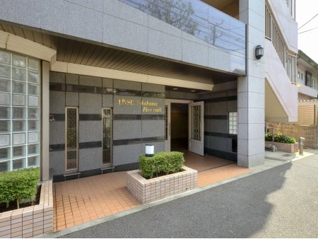 リブゼ横浜ファインモール