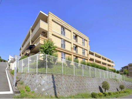 レイディアント上大岡