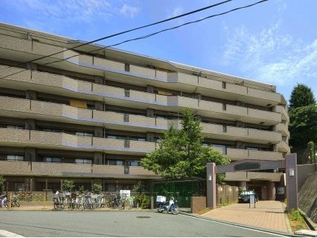 レックス西寺尾ガーデンヒルズ