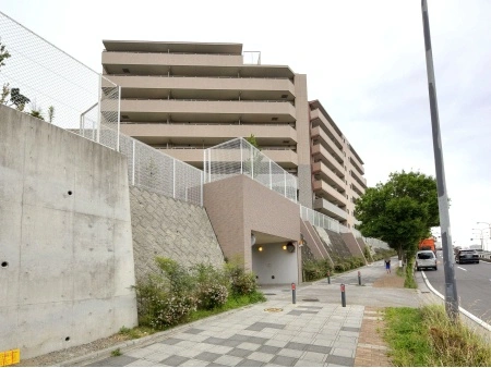 ロイヤルクレスト下永谷