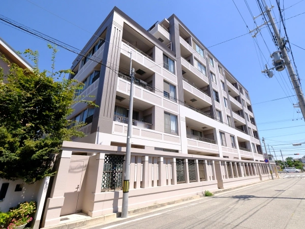ワコーレセレス若草町