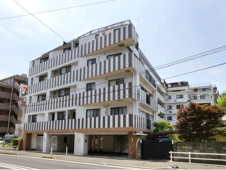 ロワール岸根公園