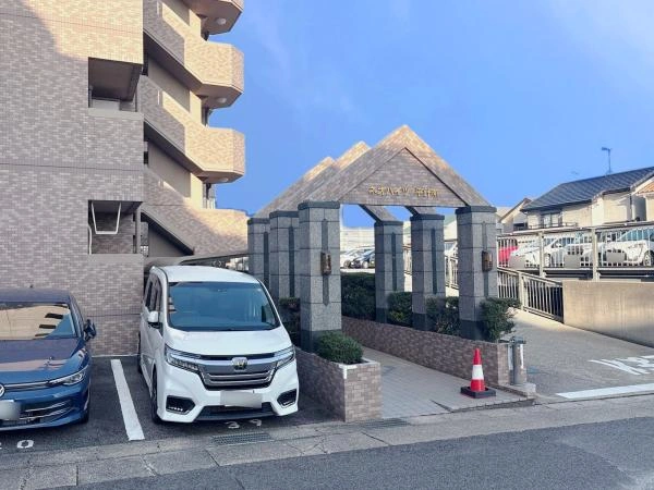 ネオハイツ平針南