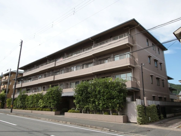 宝ヶ池通パーク・ホームズ