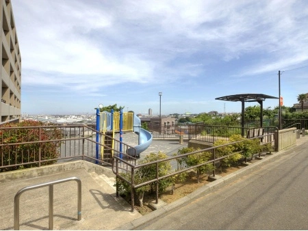 横浜三ツ池公園パークホームズ