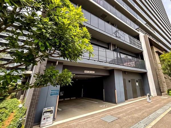 シティテラス八千代緑が丘ブリーズコート 駐車場出入口