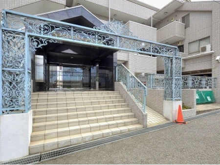 港南台三和プラザ3