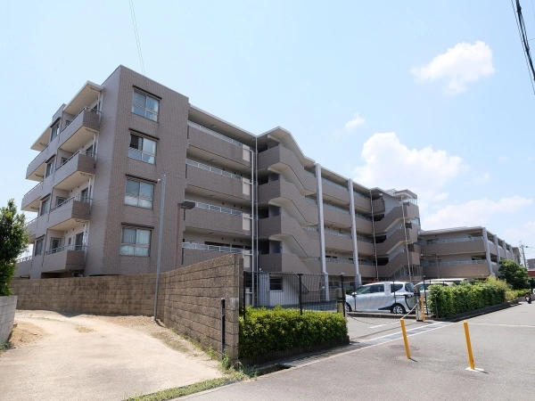 ロイヤルシャトー枚方牧野