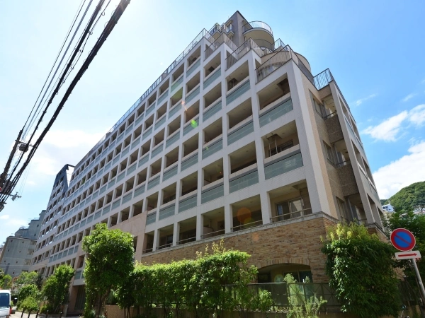 ワコーレ山本通アヴァンツィオ