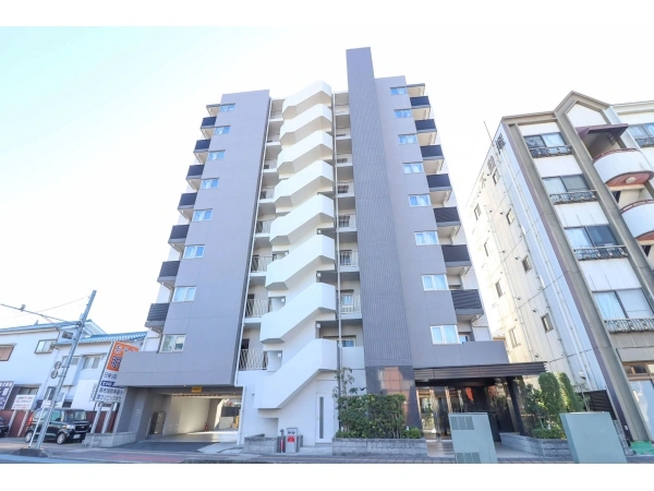 アーデル蕨　市役所通り