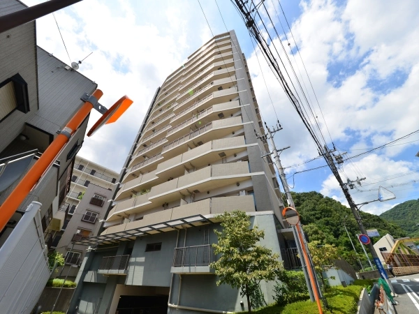 ファミール神戸熊内町グランアクシス
