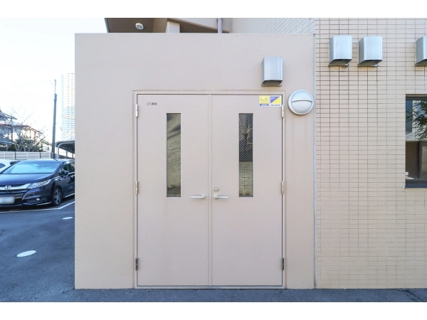 サングランデ本八幡  ゴミ置き場