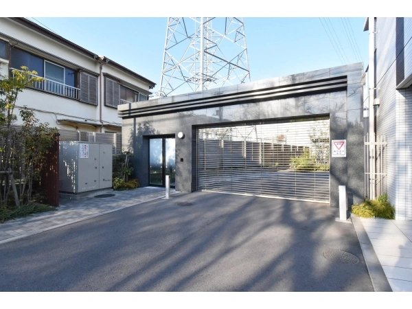 エクセレントシティ行徳駅前  敷地内