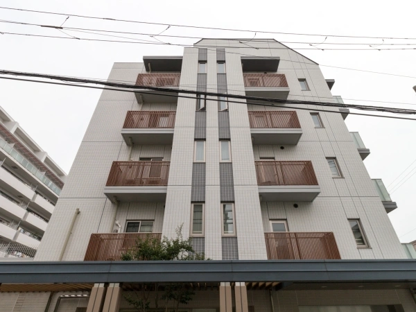 プレミスト千里・古江台