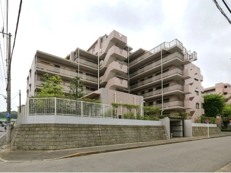 クィーンシティ稲城