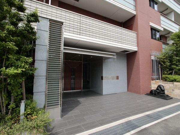 ライオンズ苦楽園グラングレイド
