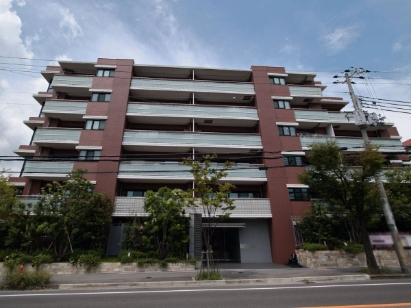 ライオンズ苦楽園グラングレイド