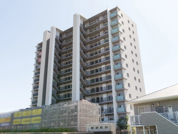 シャリエ摂津三島