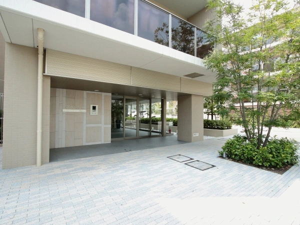 プラネスーペリア西宮仁川 A街区：エントランス