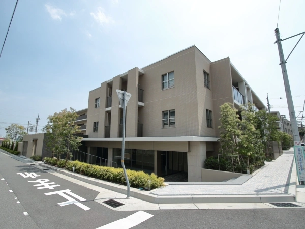 プラネスーペリア西宮仁川 D街区：外観