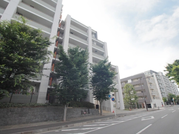 グレーシアシティ横浜いずみ中央ステーションアリーナ