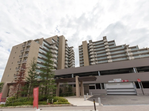 シンフォニア新千里南町ガーデンズ