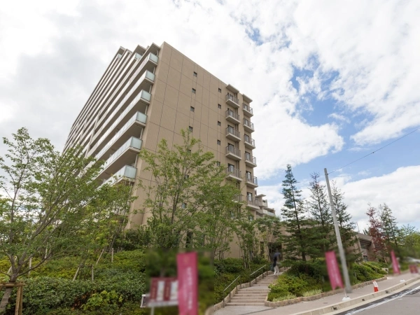 シンフォニア新千里南町ガーデンズ